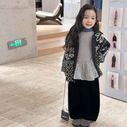 艾摩贝贝女童宝宝宽松复古提花针织开衫秋冬儿童洋气撞色毛衣外套 商品图2