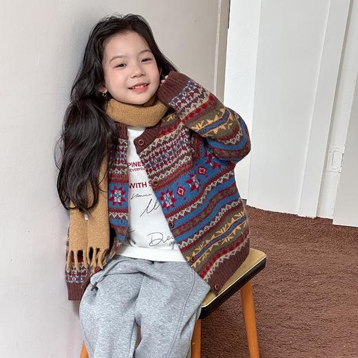 艾摩贝贝童装2025冬季女童复古浪漫费尔岛毛衣提花绵羊毛针织外套 商品图0