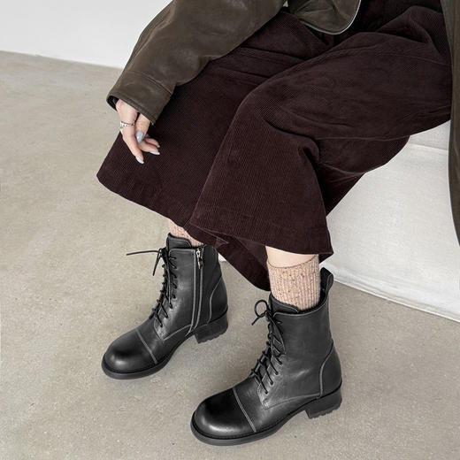 &Z2372-W真皮短款靴子女英伦风马丁靴女款2025新款秋冬季女士牛皮显瘦短靴 商品图0