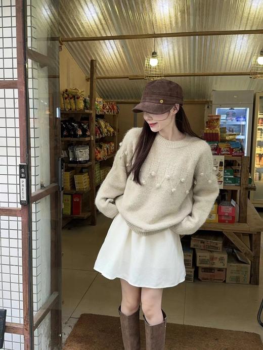 D122122秋冬新款设计感软糯毛球圆领毛衣菱形麻花甜美套头针织衫女 商品图4