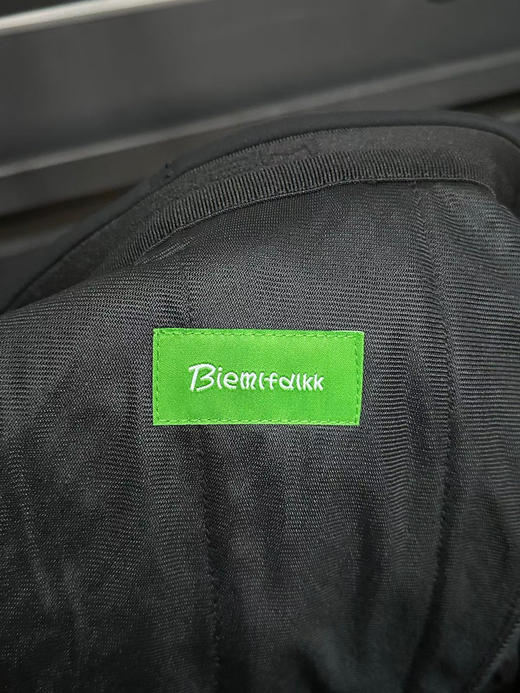 正品比音勒芬高尔夫秋冬 净色长裤防风防水保暖加绒裤，韩国产
尺码M～3XL
原价1780 商品图5