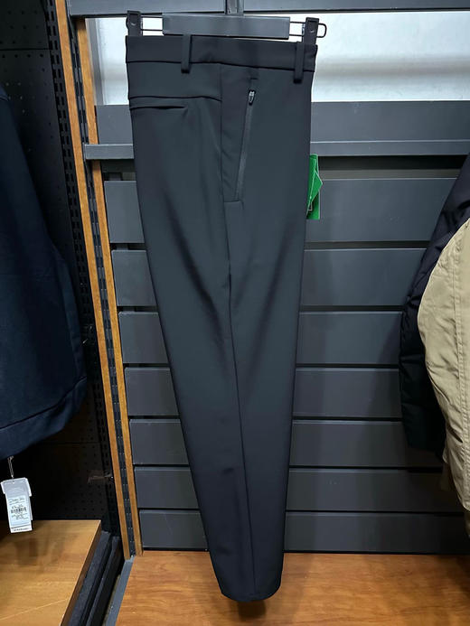 正品比音勒芬高尔夫秋冬 净色长裤防风防水保暖加绒裤，韩国产
尺码M～3XL
原价1780 商品图1