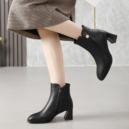 丁摩 粗跟圆头真皮短靴中跟冬季加绒大码鞋女软底踝靴春秋单靴5ZF-3113 商品图3