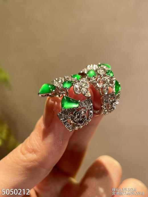 5050212，随形耳钉。具体价格微信咨询 商品图0