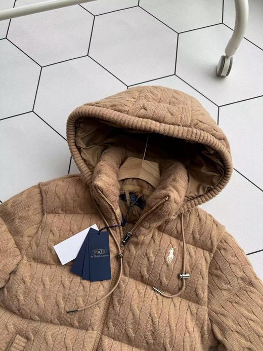 D122149老钱风织针拼接羊毛蓬松连帽羽绒服 商品图11