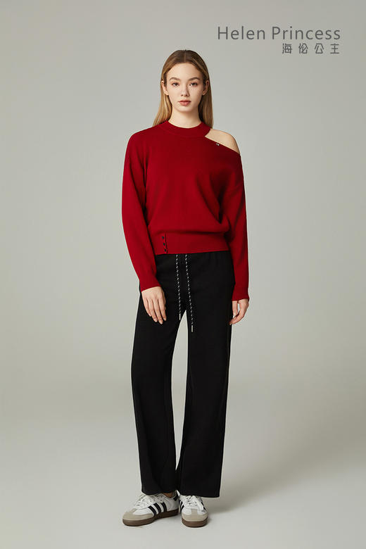 慵懒风露肩针织上衣 商品图0