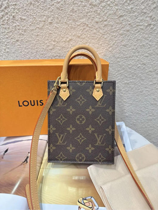 Lv 老花 mini 琴谱 商品图1