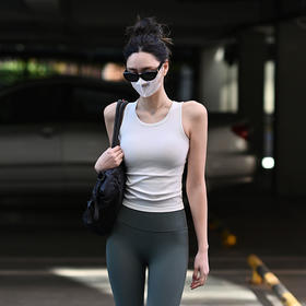 Beemen固定一体杯运动背心女外穿健身秋冬季瑜伽服上衣