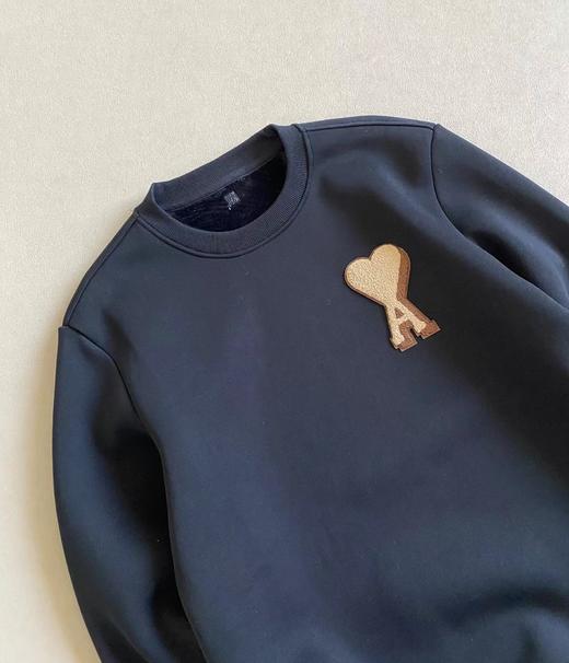 D122144暖绒里藏着爱心毛巾绣加绒圆领卫衣男女同款 商品图3