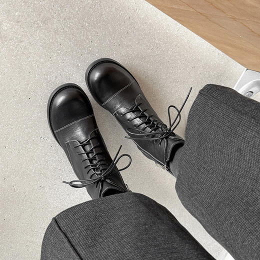 &Z2372-W真皮短款靴子女英伦风马丁靴女款2025新款秋冬季女士牛皮显瘦短靴 商品图2