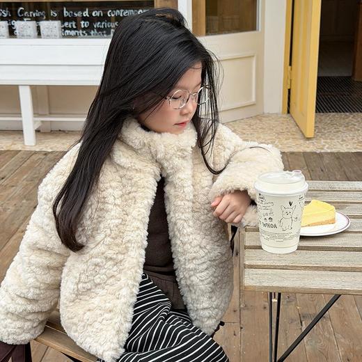 艾摩贝贝女童软萌小短款棉衣时髦保暖夹棉毛绒立领外套，冬日氛围感担当！ 商品图1