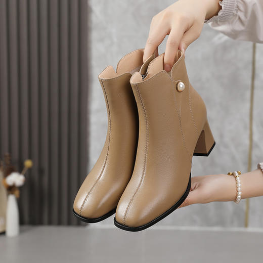 丁摩 粗跟圆头真皮短靴中跟冬季加绒大码鞋女软底踝靴春秋单靴5ZF-3113 商品图1