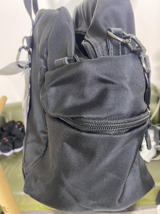 全新正品大容量小精灵衣物包.可干湿分离秒杀只要168元 商品图2