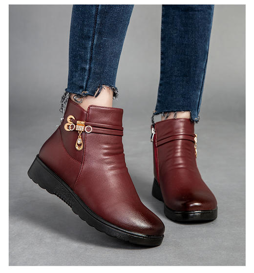 回力妈妈皮鞋女款冬季新款雪地靴加厚中老年保暖软底棉鞋女士靴子 商品图2