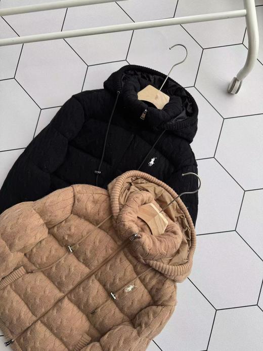 D122149老钱风织针拼接羊毛蓬松连帽羽绒服 商品图3