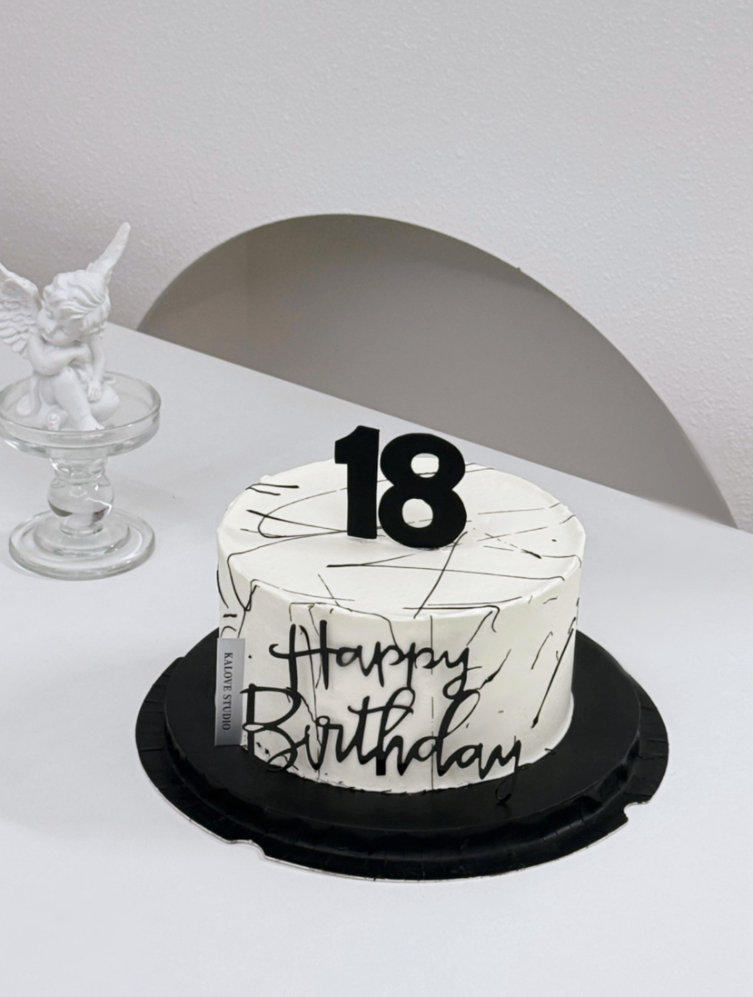 ins风艺术简约高级18岁男生男孩生日蛋糕