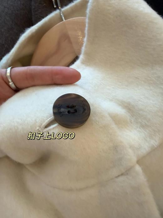 D122113赵露思同款上身减龄又显瘦小熊羊绒牛角扣大衣 商品图10
