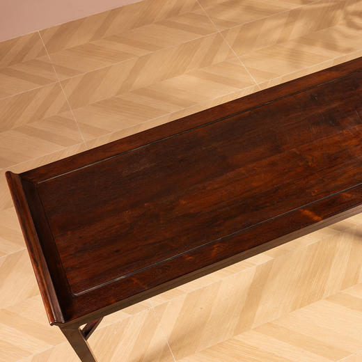 清代  红木霸王枨马蹄腿翘头画桌 商品图2