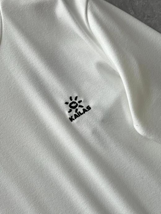 D122135冬季降温刺绣自发热德绒面料打底衫内搭男士 商品图10