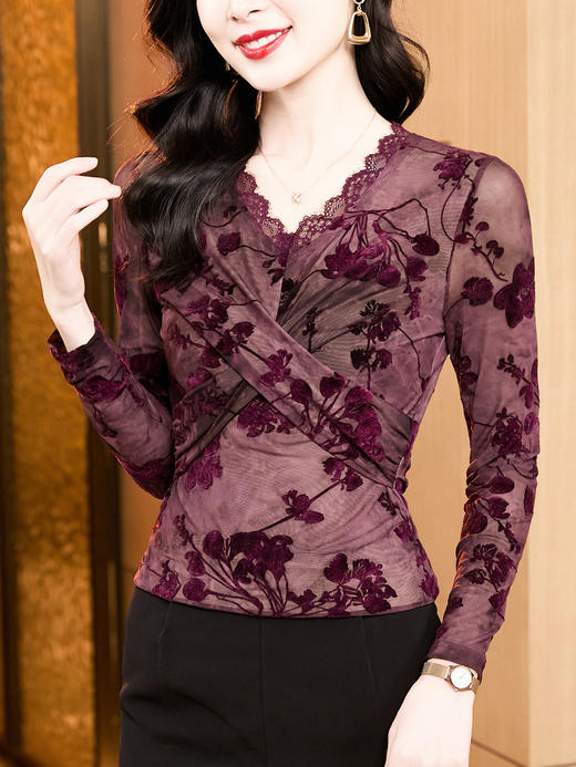 KQL E37M2986洋气百搭V领蕾丝拼接植绒扎染网纱长袖打底衫修身T恤 商品图6
