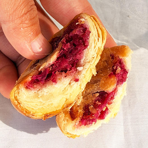 尝鲜福利『云南鲜花饼』现烤现发，层层起酥，花香浓郁，甜而不齁，不干噎不油腻，不添加香精色素 商品图6