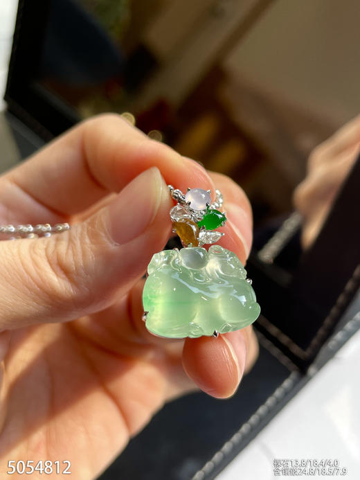 5054812，马上有钱吊坠。具体价格微信咨询 商品图2