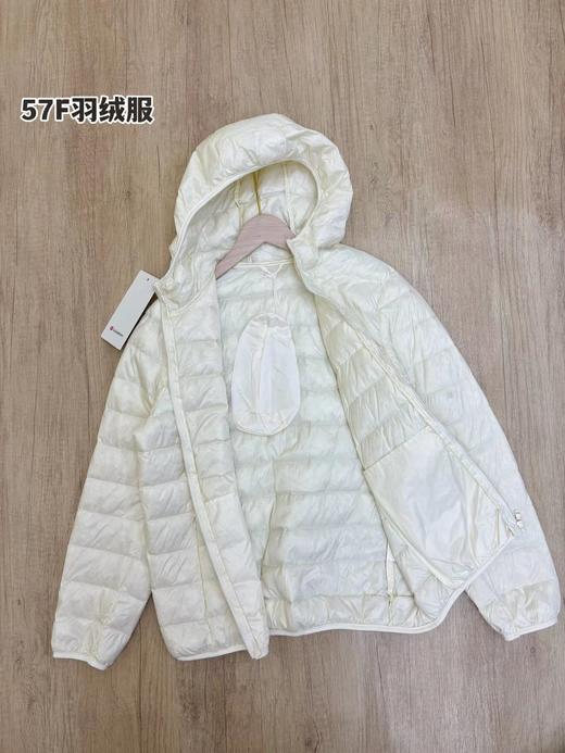 D122140女士轻暖系列连帽白鸭绒夹克式羽绒服 商品图13