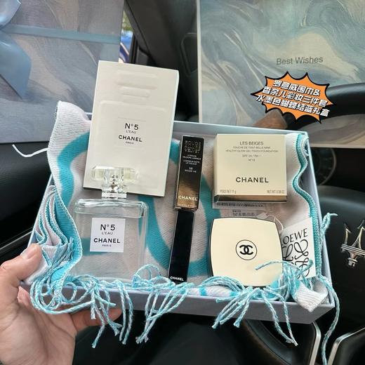 D122170蓝白色围巾&彩妆三件套水墨色蝴蝶结蓝礼盒 商品图5