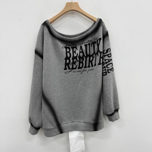 NC一字领描边喷漆长袖卫衣50720（灰）秋季253040240321 商品图0