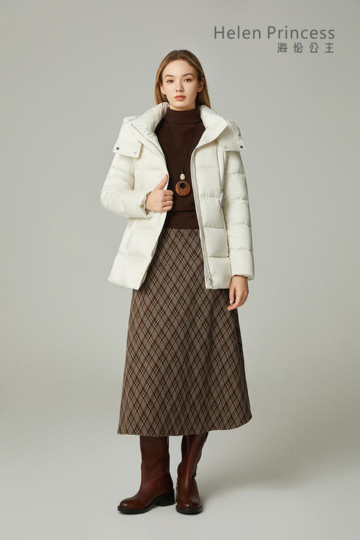 气质收腰连帽羽绒服 商品图1