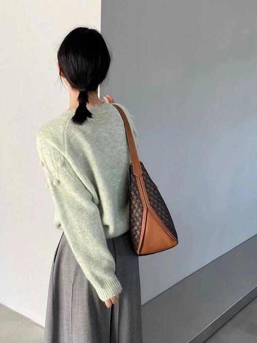 D122122秋冬新款设计感软糯毛球圆领毛衣菱形麻花甜美套头针织衫女 商品图7