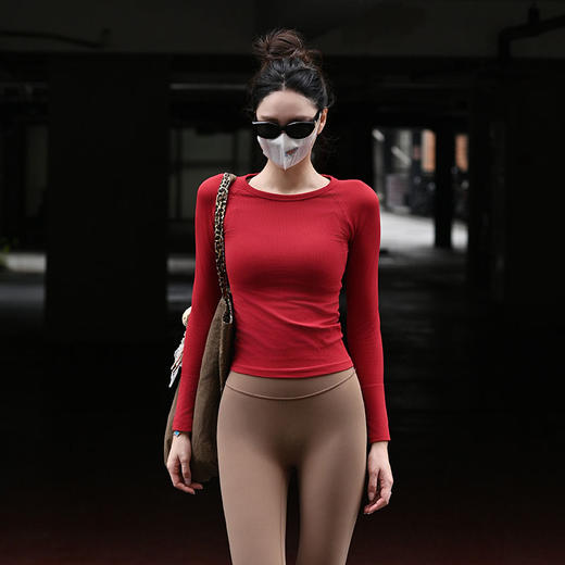 Beemen新款秋冬瑜伽服女 侧腰3D修身纹理更有型 长袖圆领健身衣 跑步普拉提训练舒适上衣 商品图0