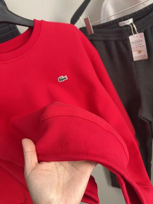 D122103新年战袍来啦！冬季一体绒情侣款红色圆领加厚卫衣 商品图8