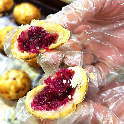 尝鲜福利『云南鲜花饼』现烤现发，层层起酥，花香浓郁，甜而不齁，不干噎不油腻，不添加香精色素 商品图1