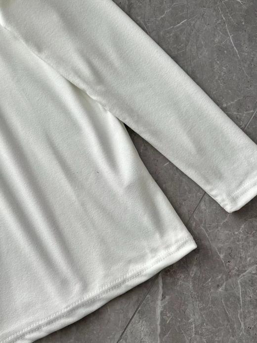 D122135冬季降温刺绣自发热德绒面料打底衫内搭男士 商品图11