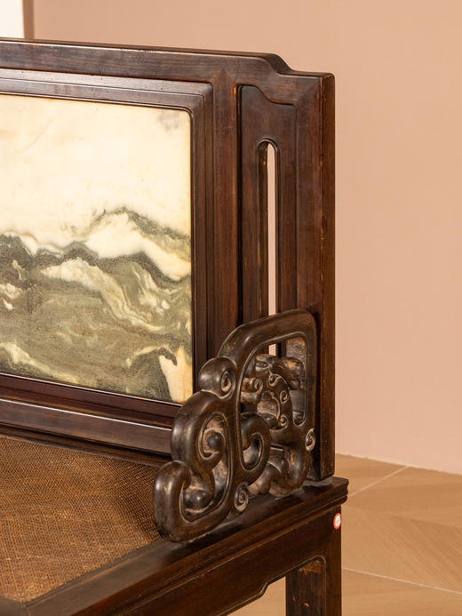 清代 红木镶云石背屏龙纹宝座 商品图2