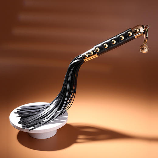 【情趣用品】谜姬 铃铛皮鞭SM另类玩具 商品图4