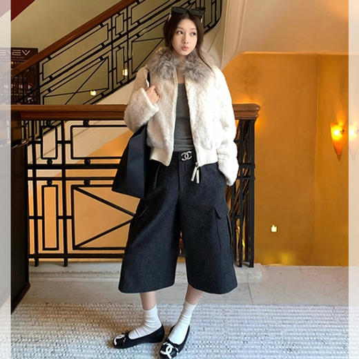 西遇巴恩风短款外套女冬季新款法式高级感大毛领保暖加厚上衣SS051982 商品图1