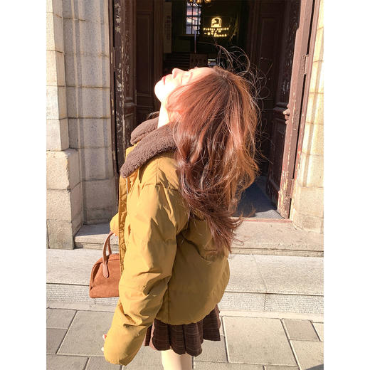 <曾小咸推荐>现货秒杀 ！微信超特价！高级感毛领羽绒服外套 日常729.99 立减400 秒杀329.99！！ 商品图3