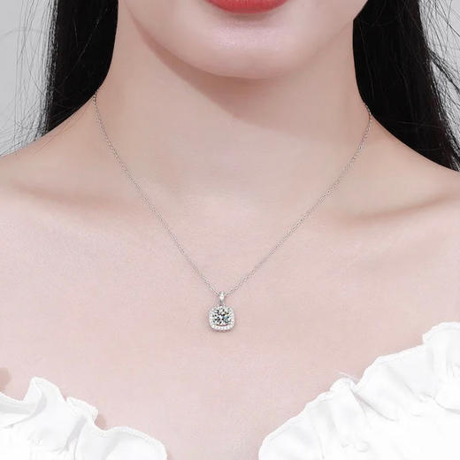 胖*来爆款 AOFI 一克拉莫桑钻 小方糖 戒指/项链 商品图2