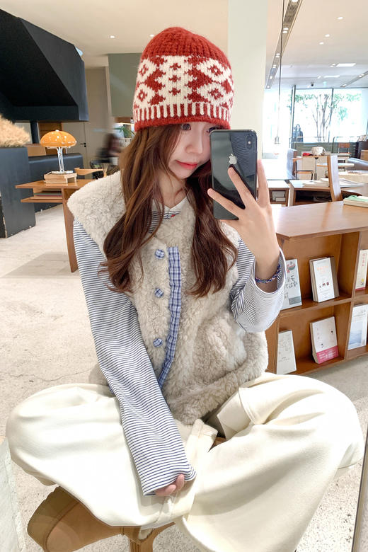 <曾小咸推荐> 韩系拼接叠穿毛绒马甲外套女冬季外穿新款羊羔绒背心上衣 商品图5