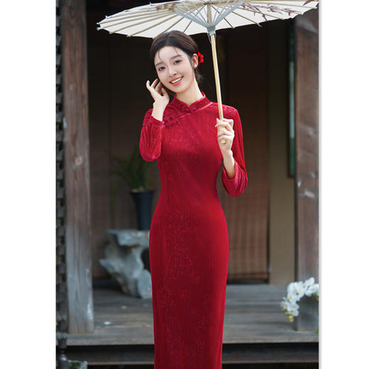 GX复古中国风大码丝绒旗袍2025秋季新款婚宴妈妈长袖旗袍 商品图1
