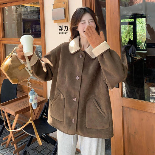西遇两面穿皮毛一体外套女2026年春季新款巴恩风复古棕色毛毛外套SS060038 商品图3