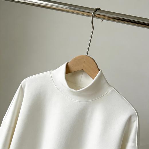 【德绒面料 高弹保暖 外穿内搭】半高领御寒落肩德绒卫衣（APW727） 商品图11