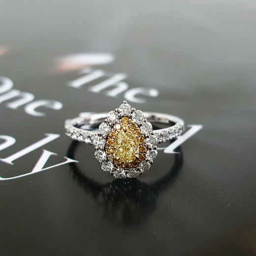 【天然正品】AU750白金简约时尚水滴型0.30克拉钻石戒指13号（皆取最大值） 101225TJ19 商品图4