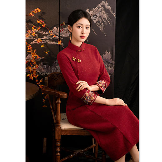 GX新中式A版旗袍 2025冬新款中国风优雅气质长款显瘦红色旗袍连衣裙 商品图2
