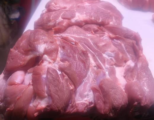 【SF】新鲜猪前膀肉 商品图1