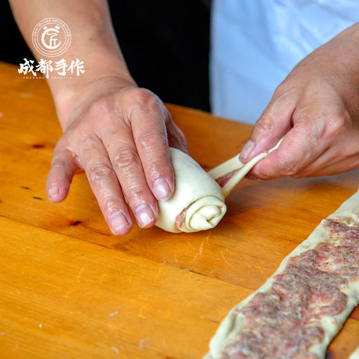 #年终促#【军屯锅魁6个特惠装】成都手作非遗美食锅盔 成都名小吃 五香猪肉味/麻辣牛肉味 两味可选【成都名小吃】【四川特产】【非遗技艺】【匠心手作】 商品图3