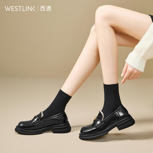 西遇山茶花加绒乐福鞋女冬季新款英伦复古百搭增高保暖小皮鞋V2457315 商品图1