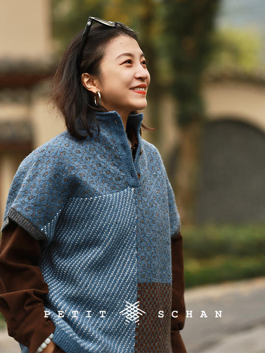PETIT SCHAN小闪 CLO#1003 Great minds think alike 不谋而合 绵羊毛彩点提花拼接斗篷背心 商品图0